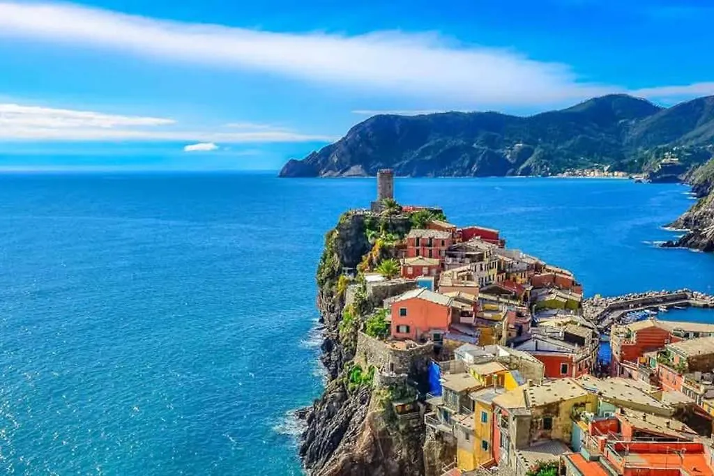 Chic & Renovated- Prime Location - 4 Min Walk To Seaside Apartment Rapallo
