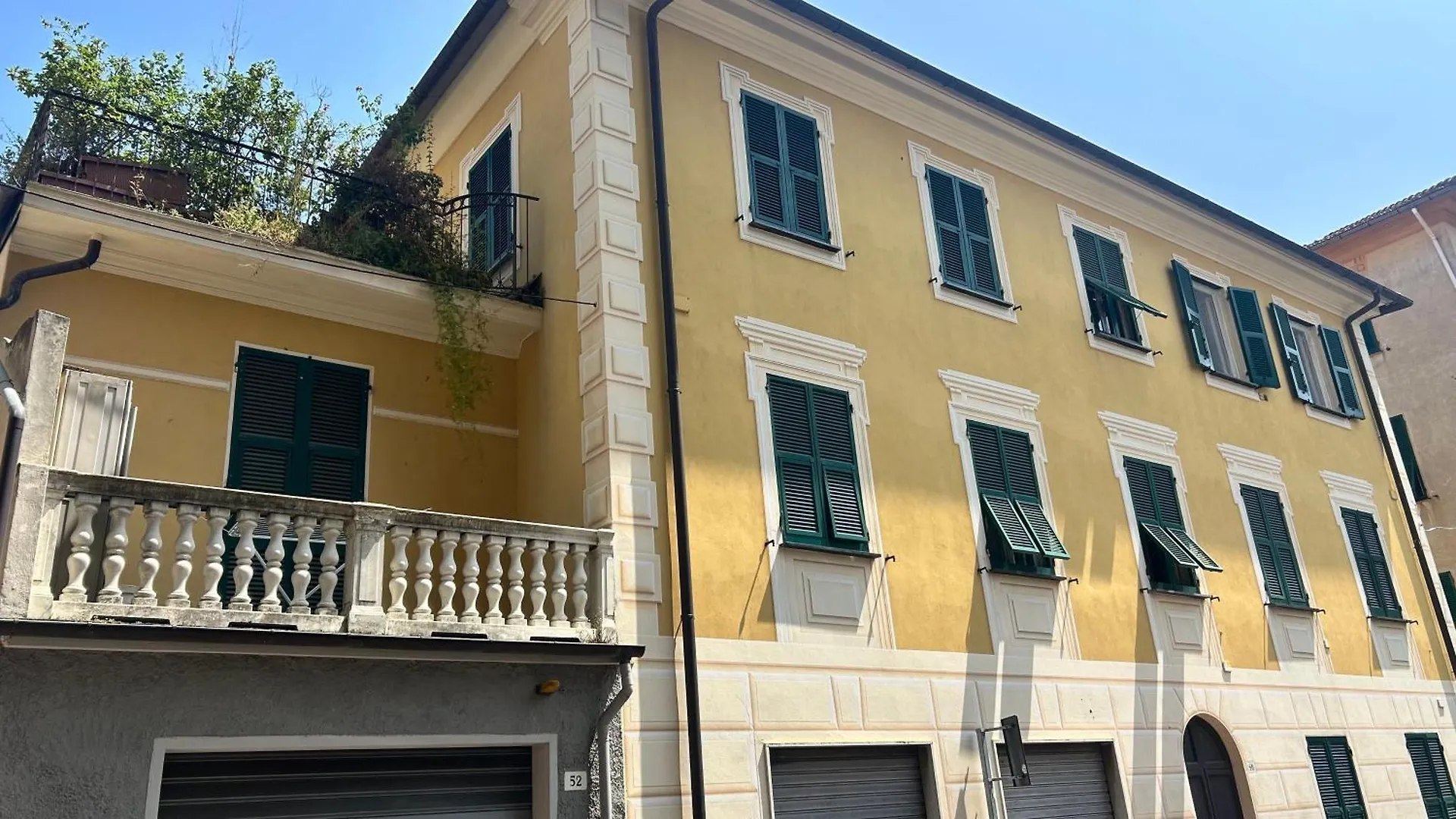 Chic & Renovated- Prime Location - 4 Min Walk To Seaside Apartment Rapallo Italy